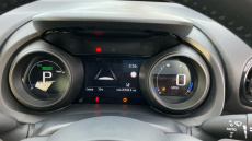 Toyota Yaris 1.5 Hybrid Design 5dr CVT Hybrid Hatchback